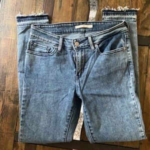 Levi’s 711 skinny jean